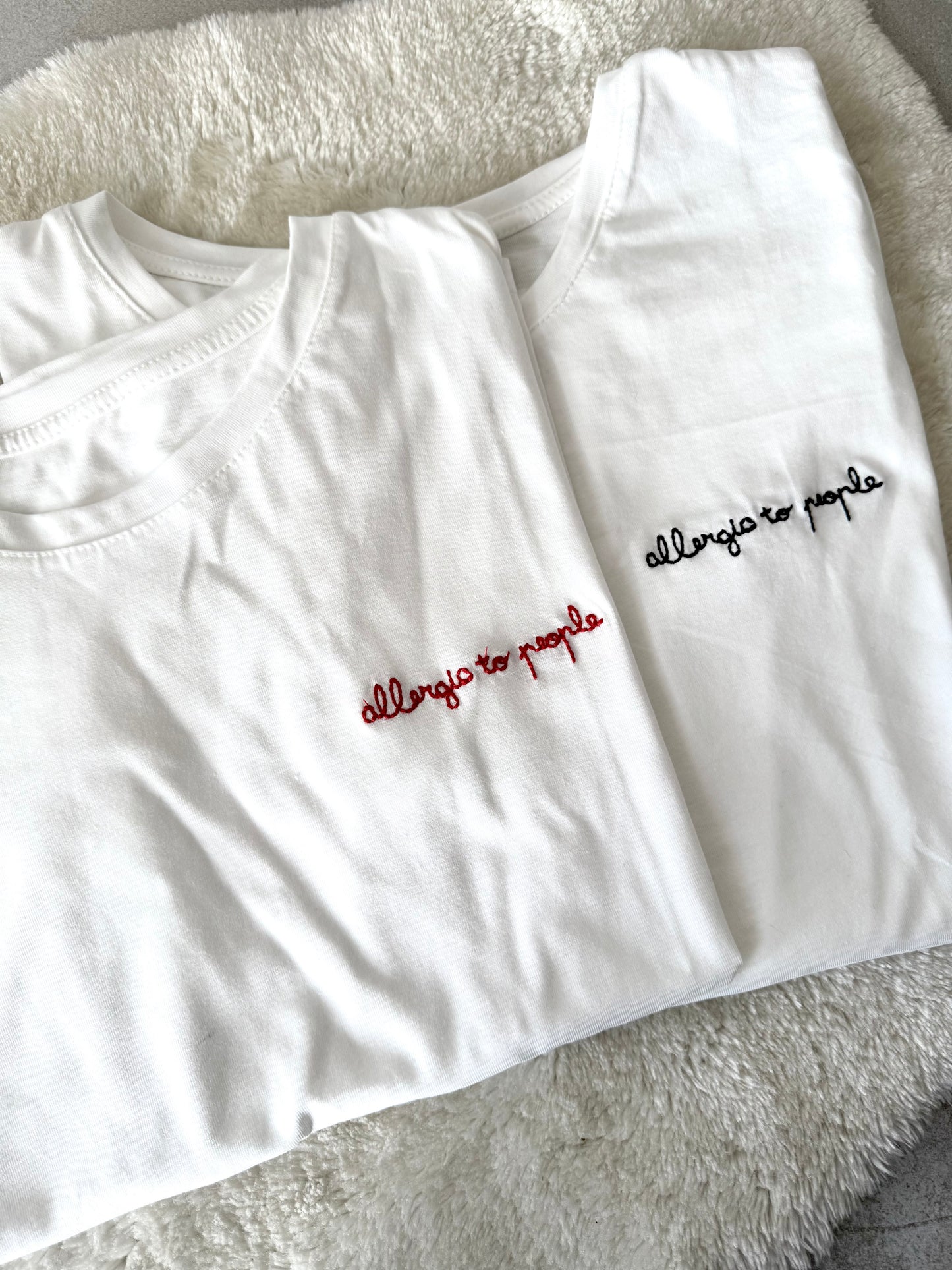 T-Shirt “Allergic to people”