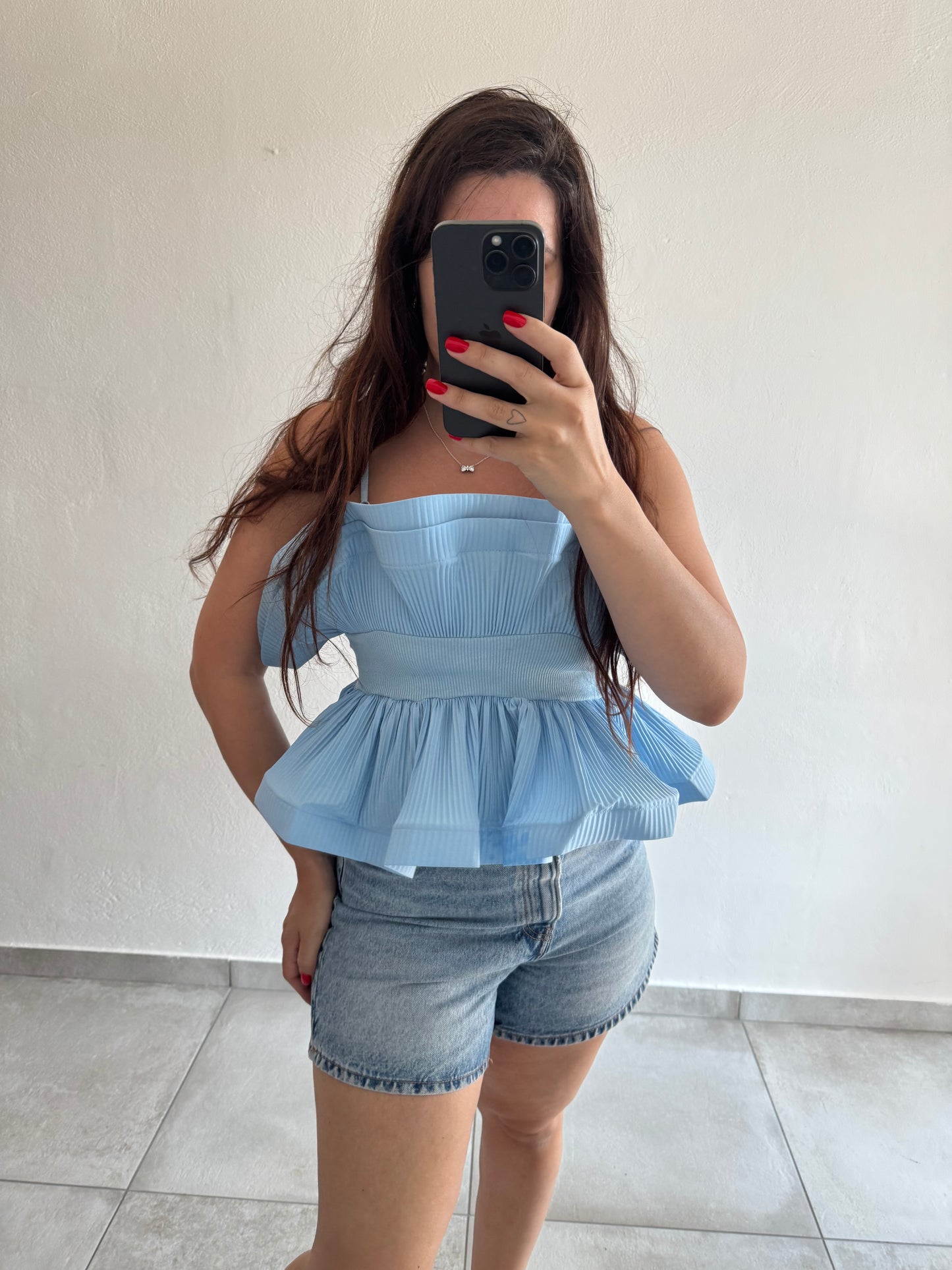 Top Chiara