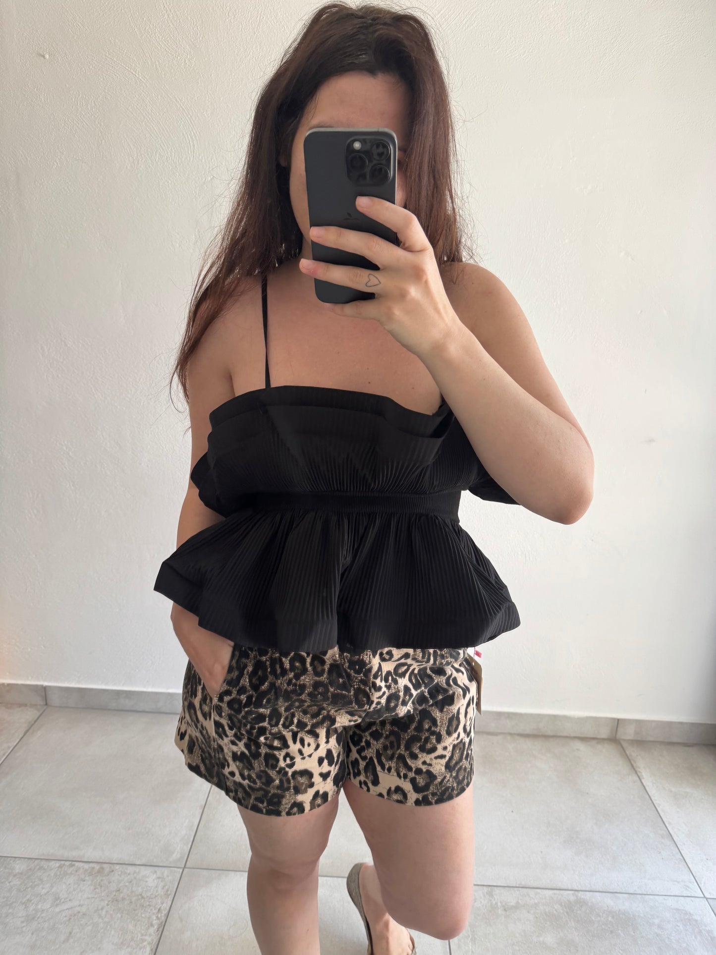 Top Chiara