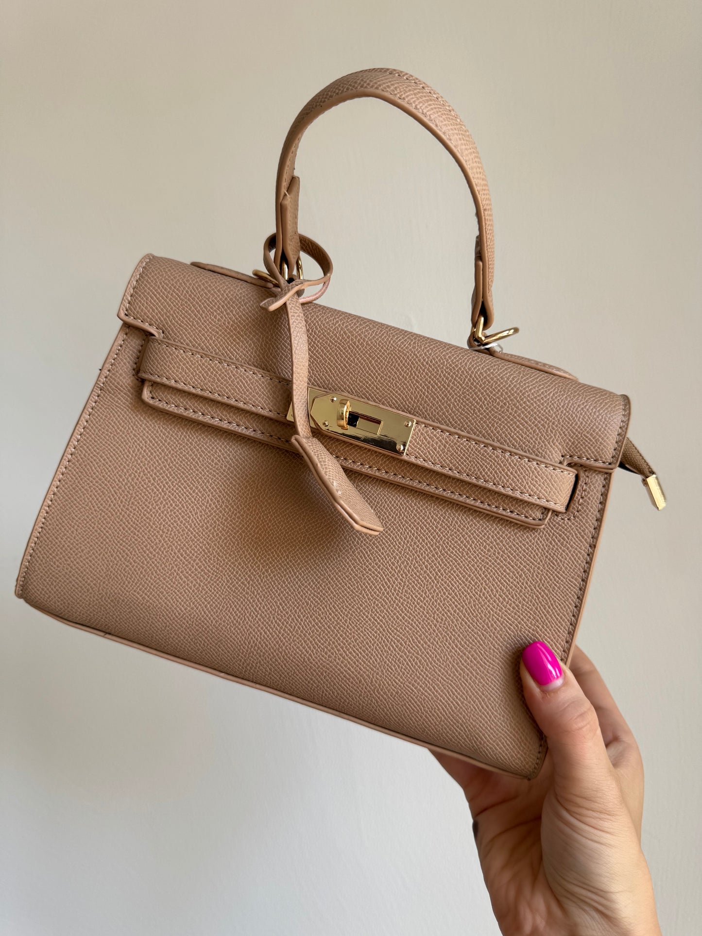 Borsa Kelly