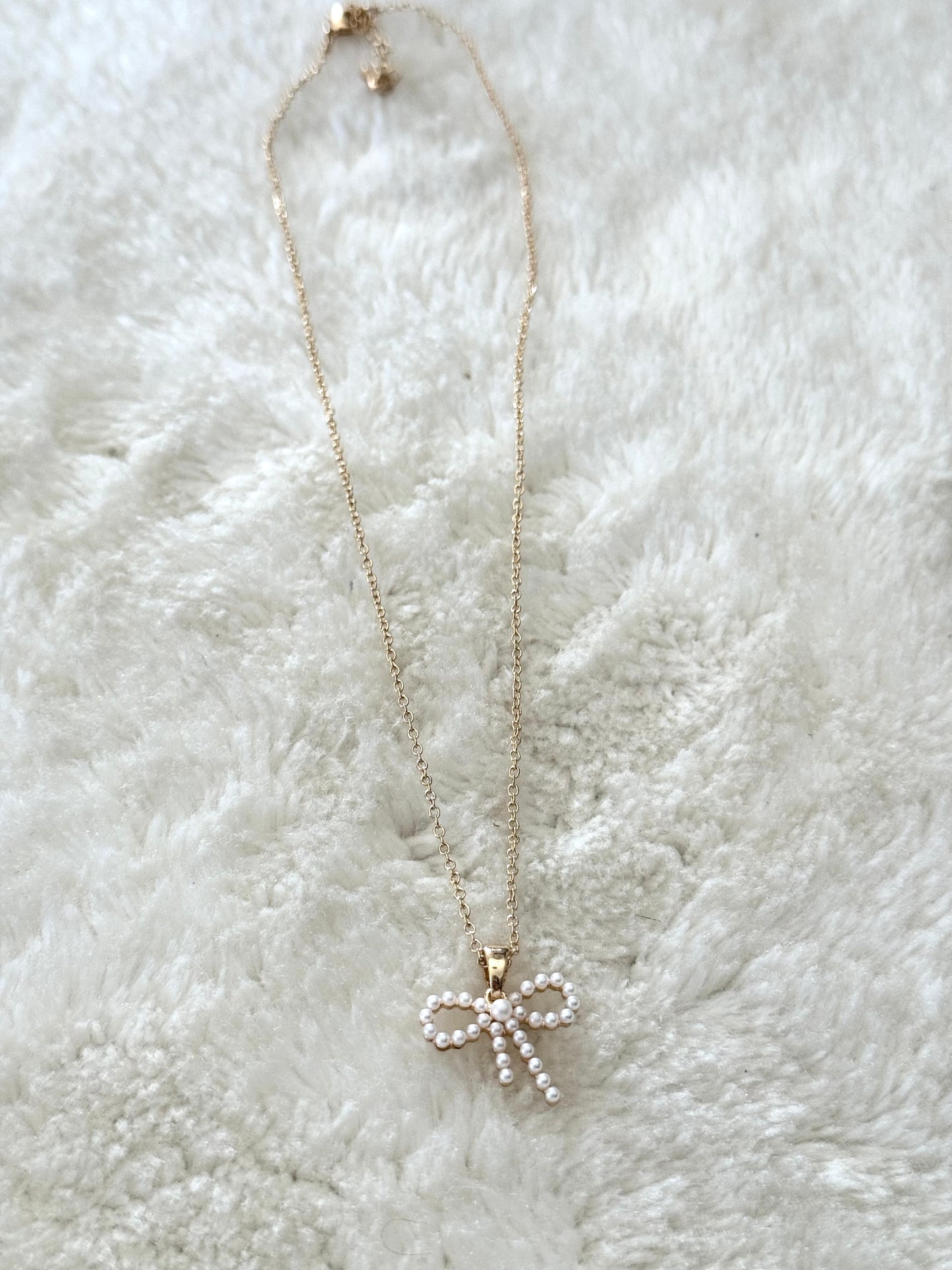 Collana fiocco