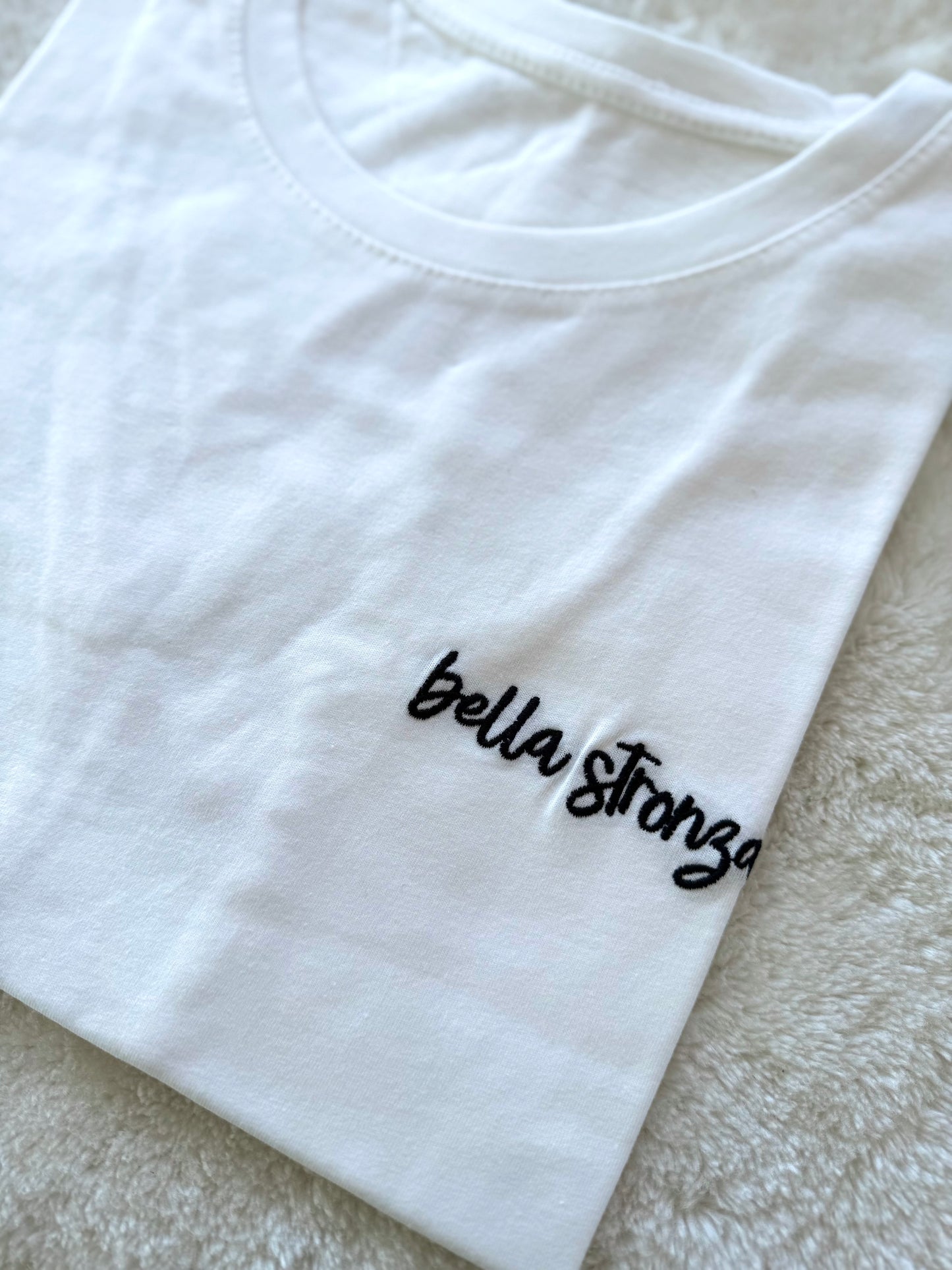 T-shirt “Bella Stronza”