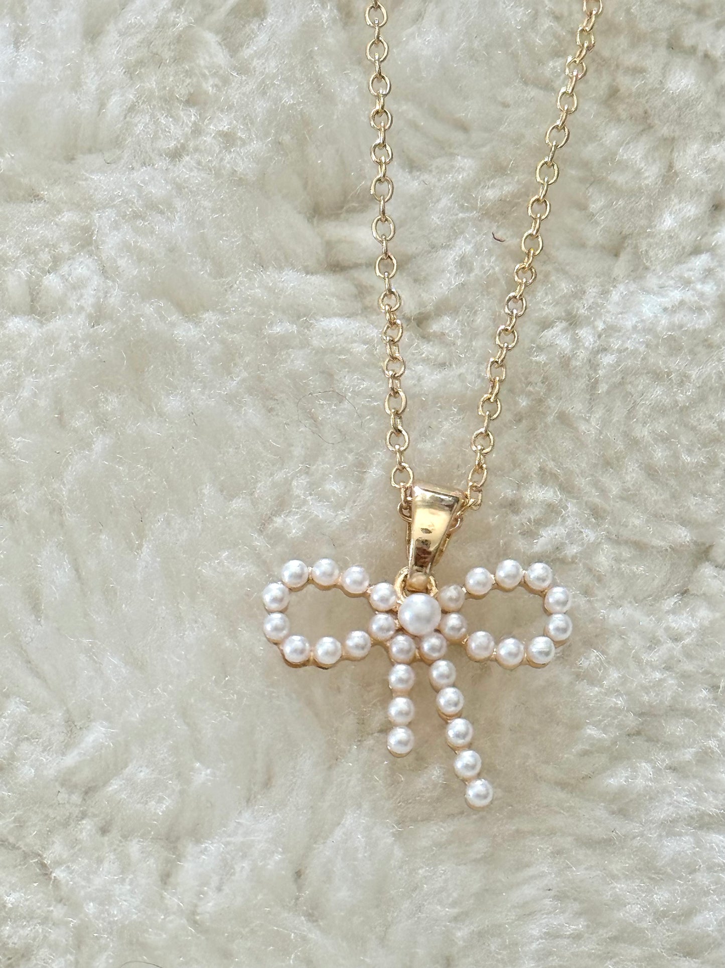 Collana fiocco