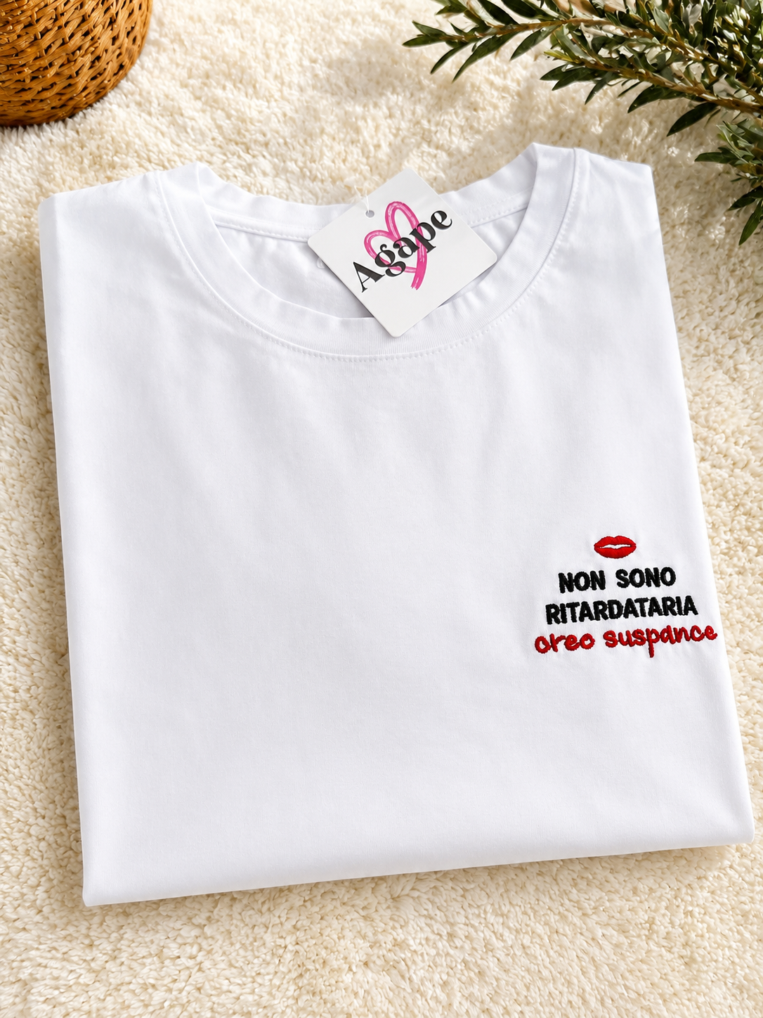 T-shirt “Non sono ritardataria creo suspence”