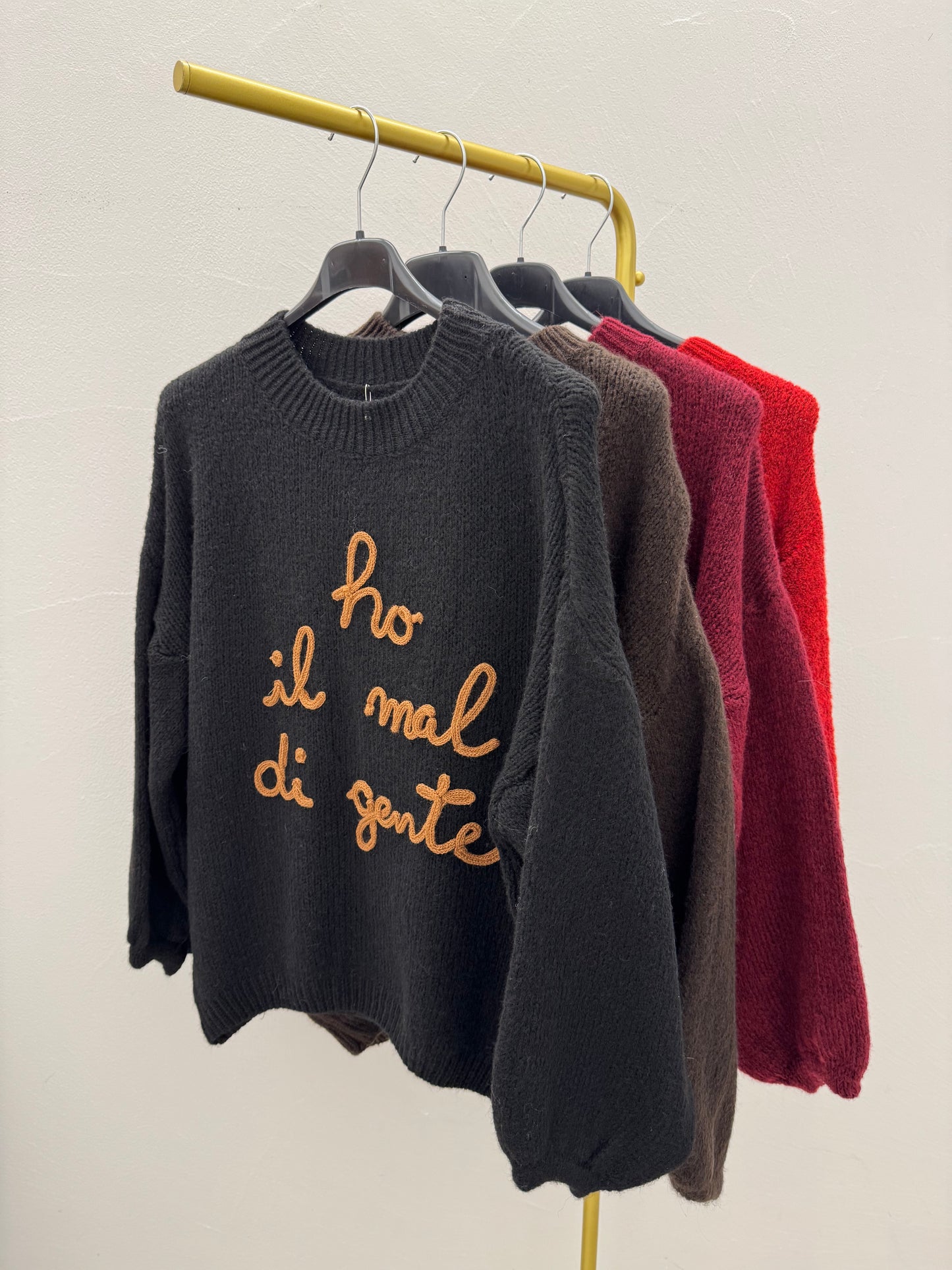 Maglione “ Ho il mal di gente”