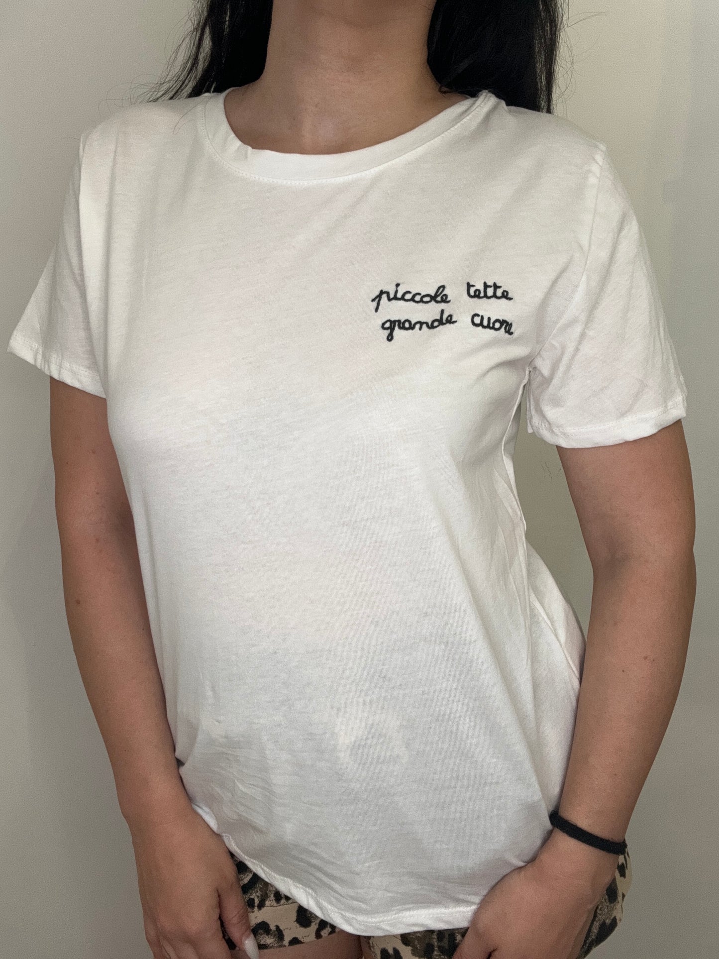 T-Shirt “Piccole tette grande cuore”