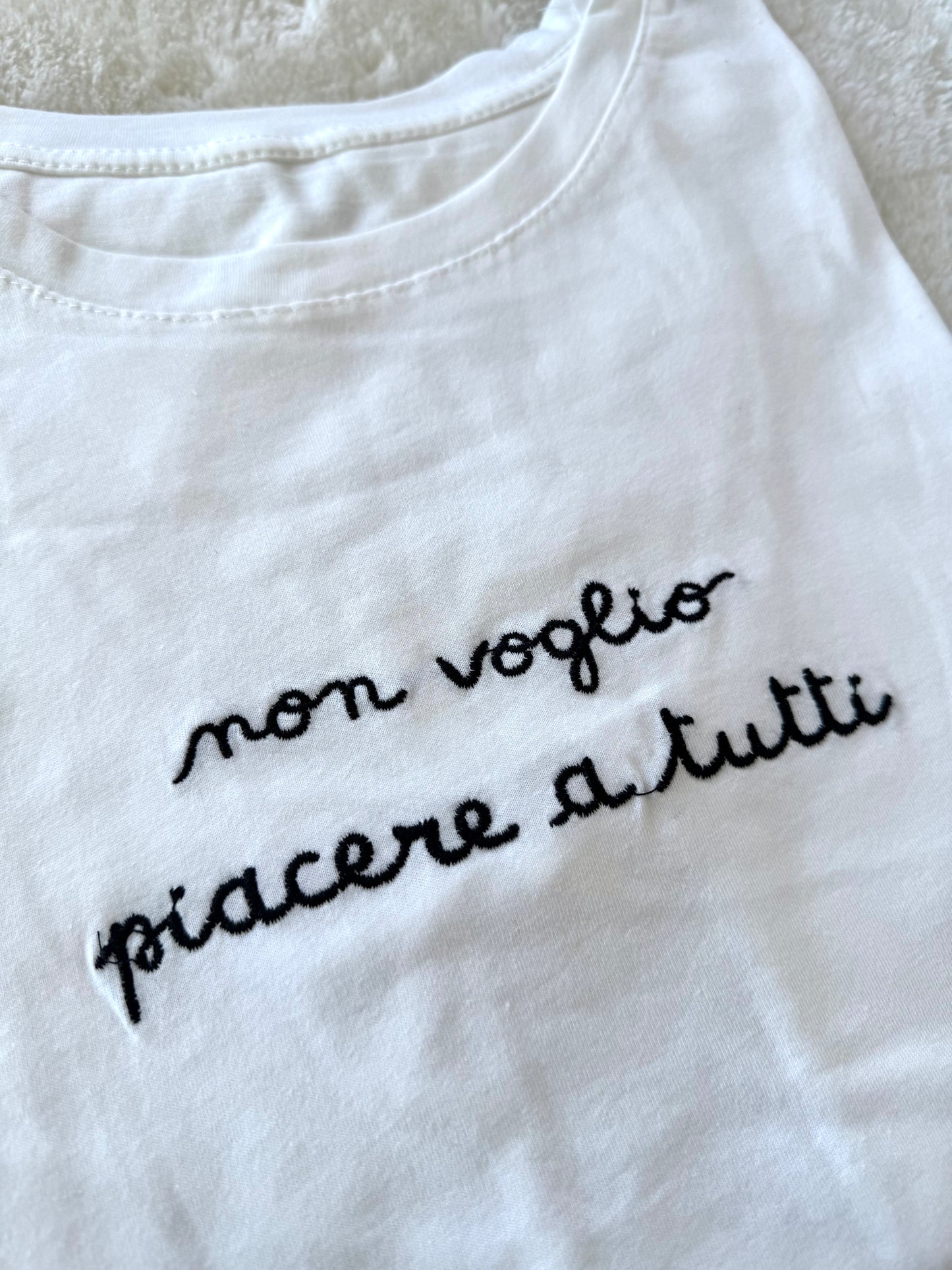 T-shirt “Non voglio piacere a tutti”