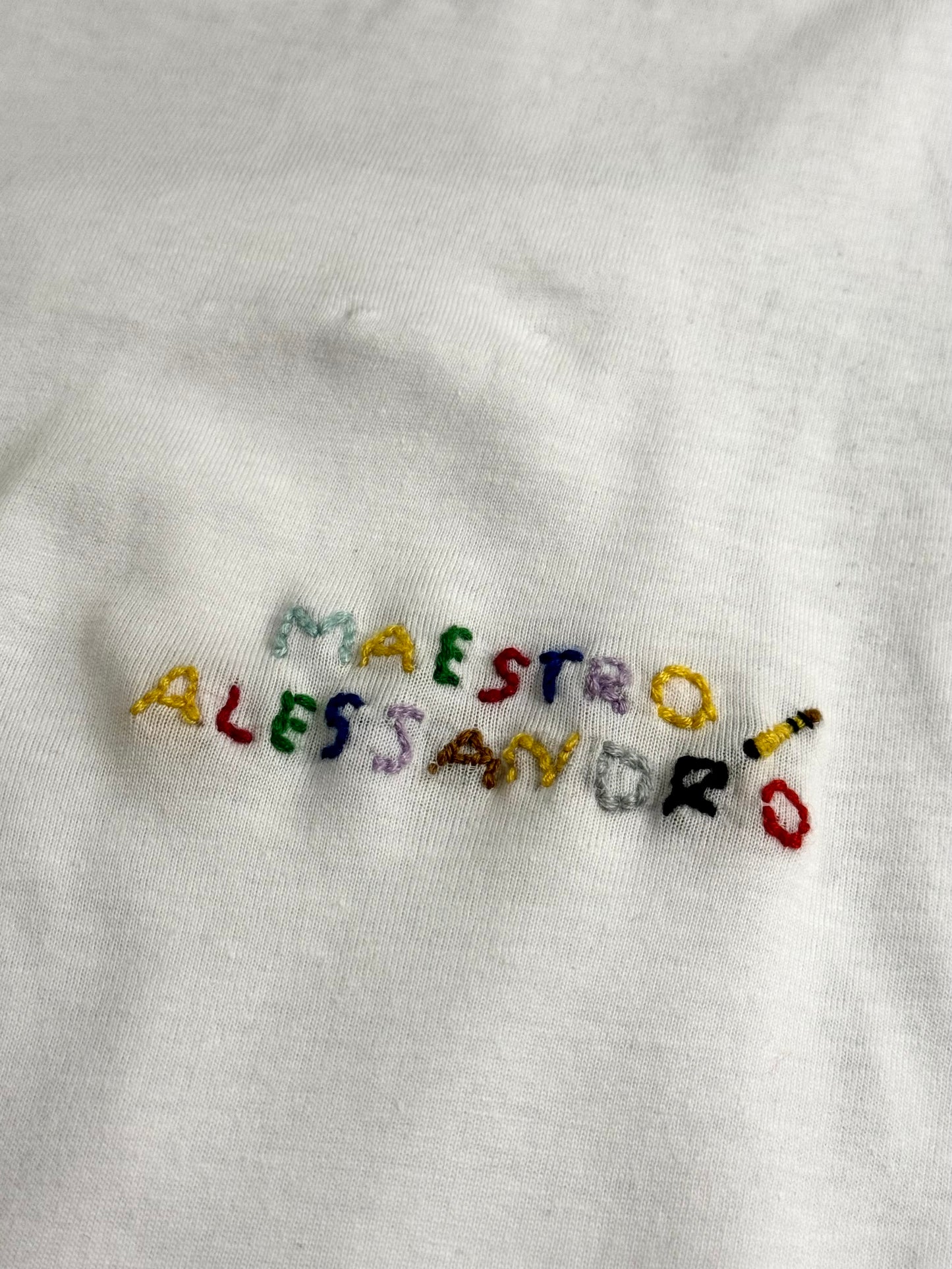 T-shirt ricamo “Maestra/o + nome“