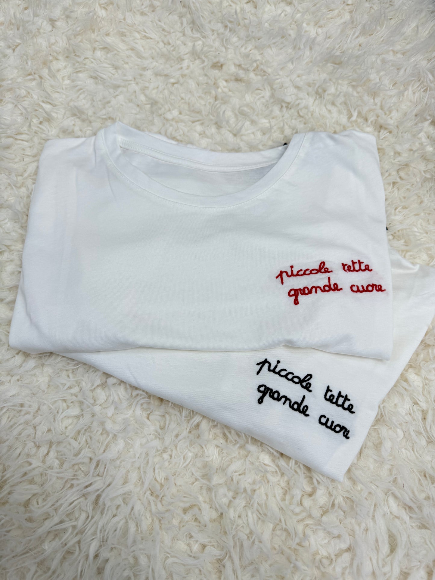 T-Shirt “Piccole tette grande cuore”