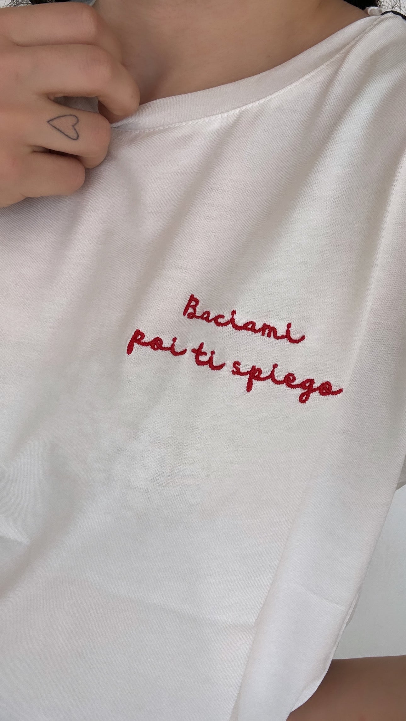 T-Shirt Baciami poi ti spiego