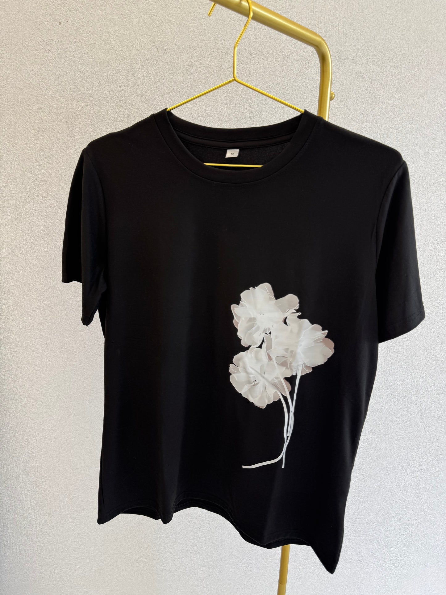 T-shirt stampa fiore