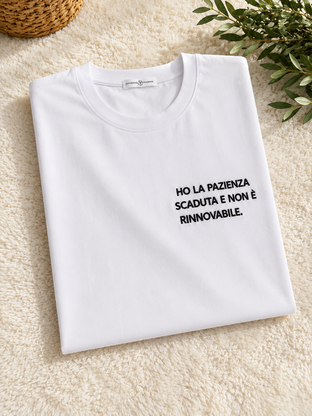 T-shirt “ho la pazienza scaduta e non è rinnovabile”